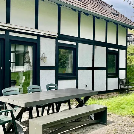Apartment 5-persoons Aan Rand Sauerland Edersee *